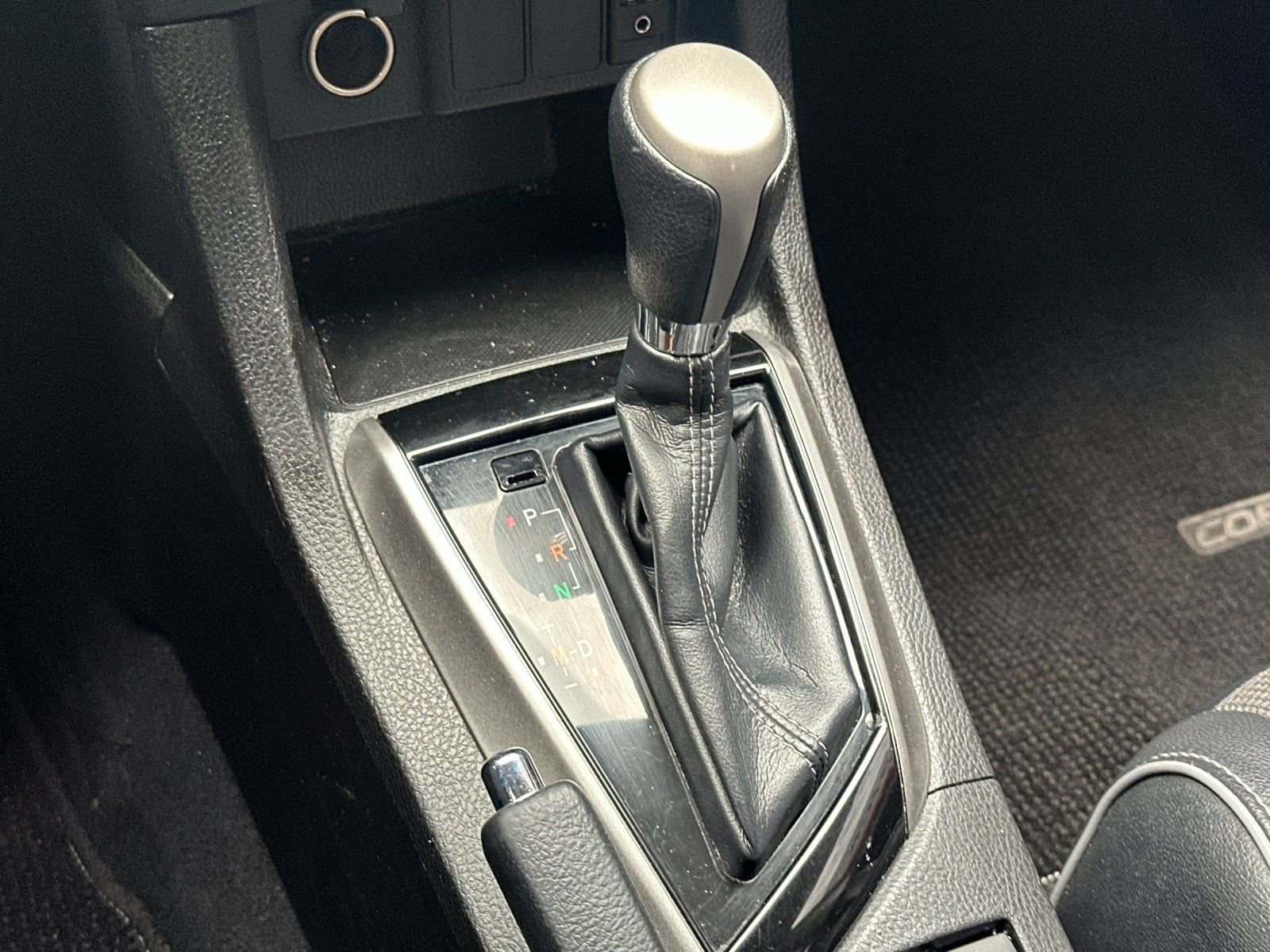 Used 2015 Toyota Corolla S image 19