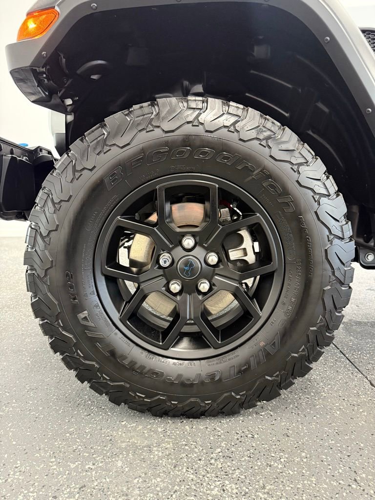 Used 2024 Jeep Wrangler Unlimited image 39