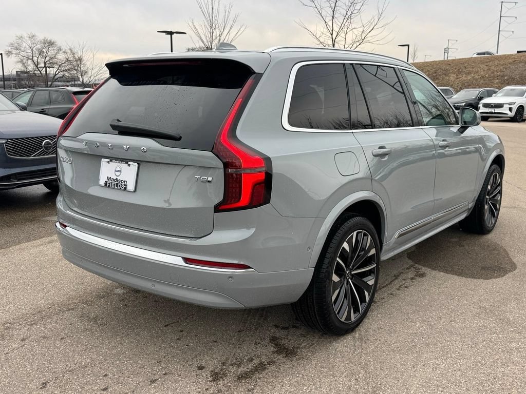 New 2026 Volvo XC90 T8 Plus w/ Protection Package Premier AWD/4WD image 4