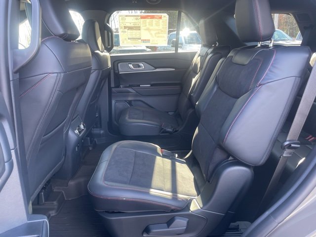New 2026 Ford Explorer ST image 44
