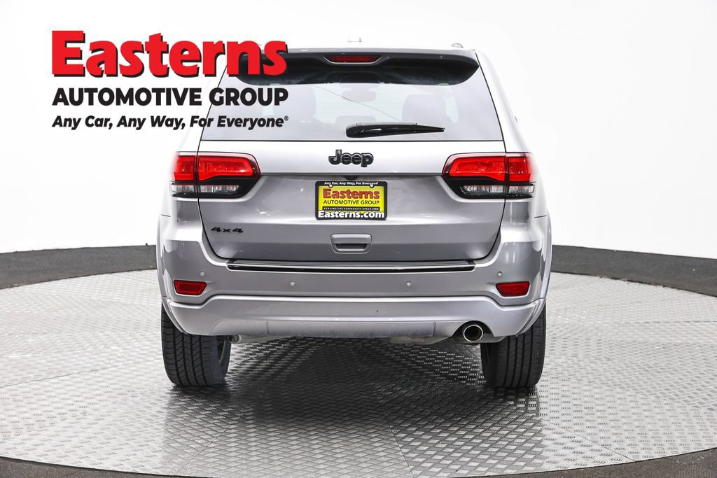 Used 2017 Jeep Grand Cherokee Altitude AWD/4WD image 6