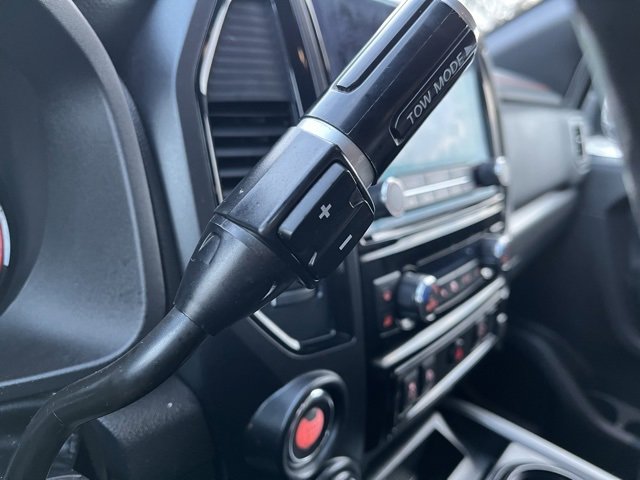 Used 2021 Nissan Titan PRO-4X image 18