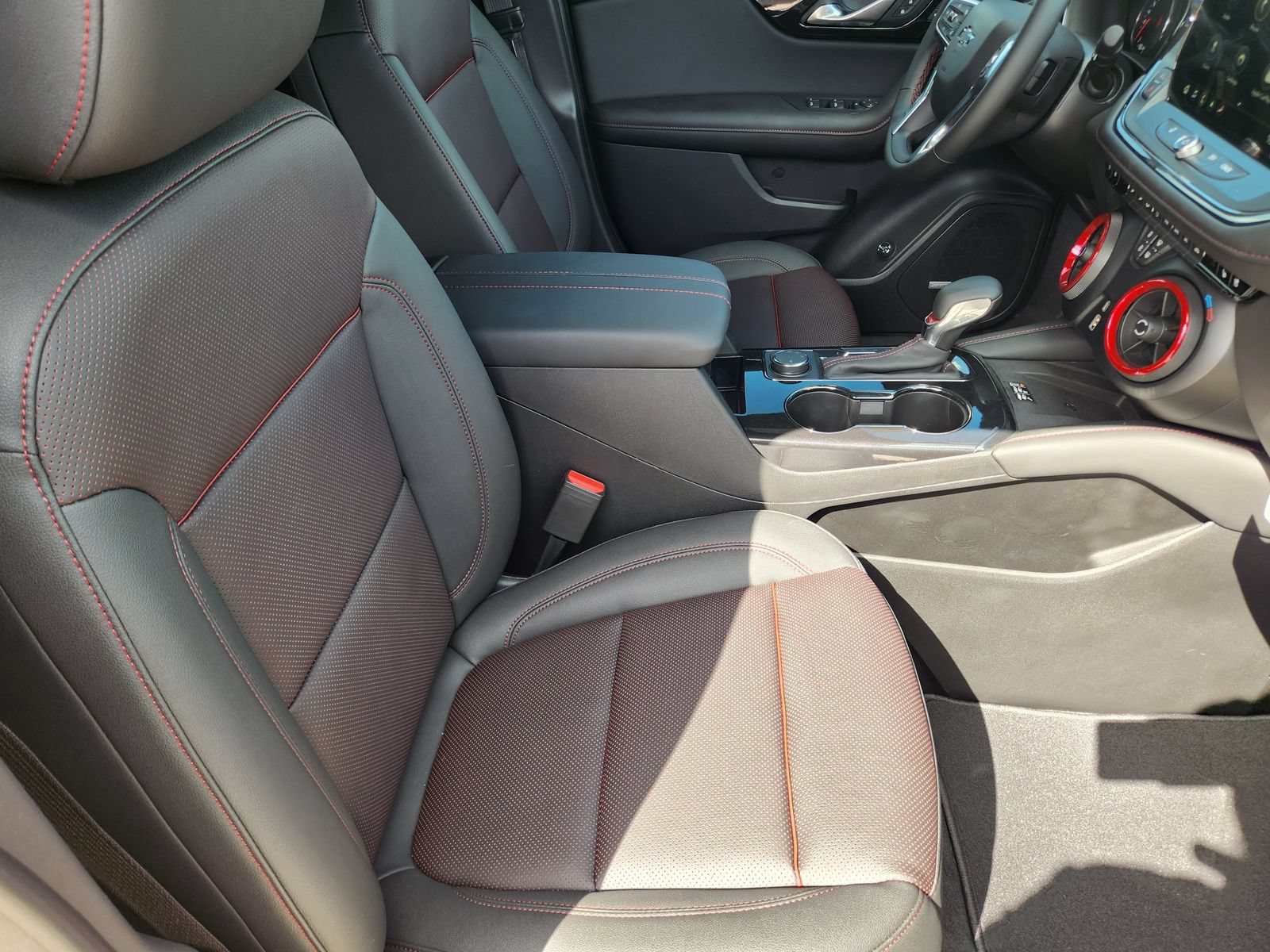New 2026 Chevrolet Blazer RS w/ Driver Confidence II Package FWD image 14