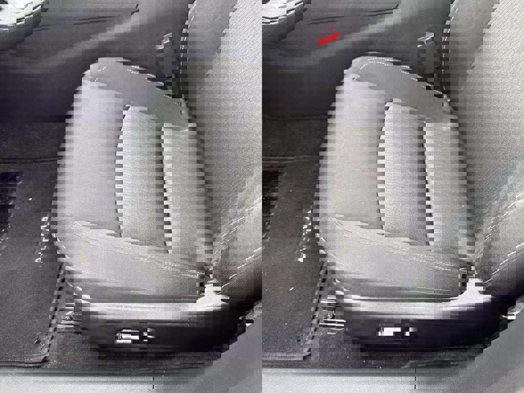 Used 2024 Nissan Altima 2.5 SV image 12