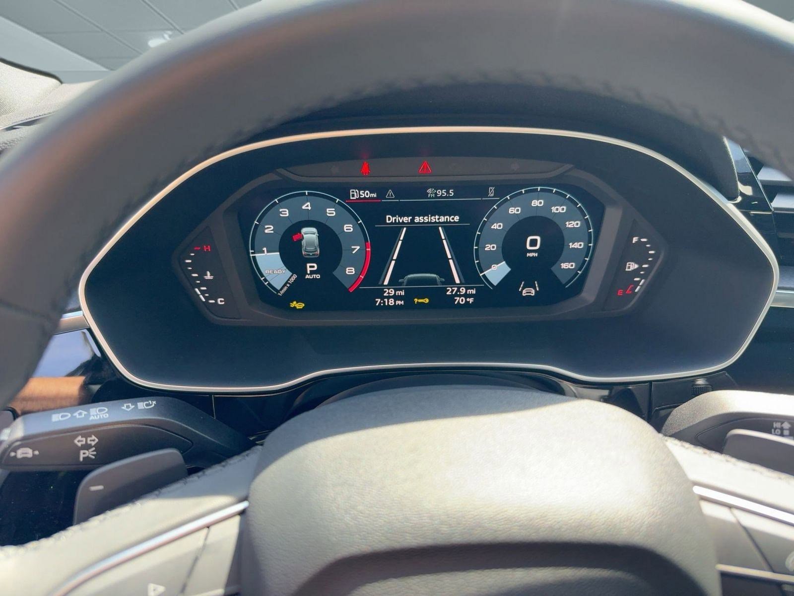 New 2025 Audi Q3 2.0T Premium image 19