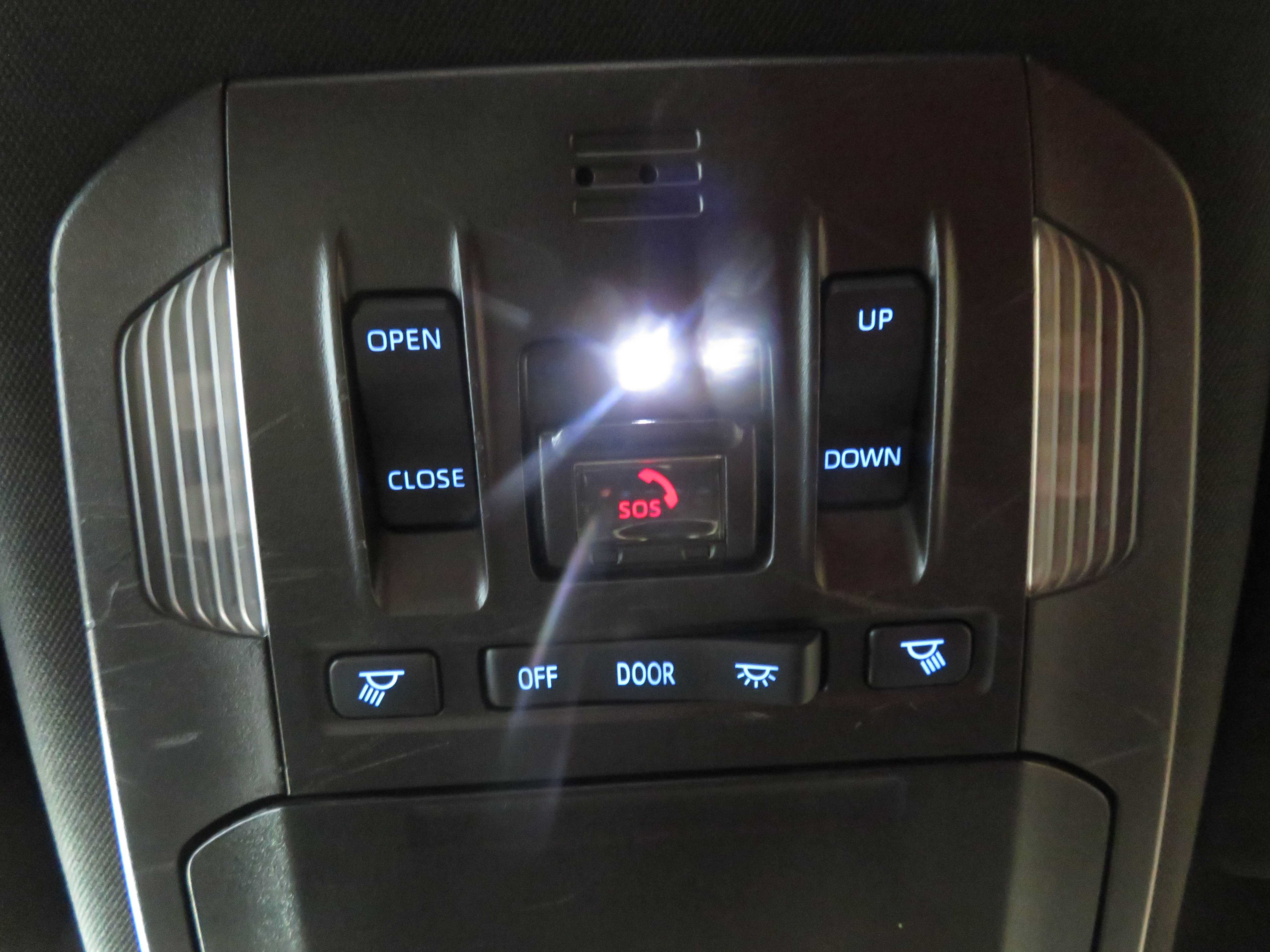 Used 2021 Toyota Highlander XSE AWD/4WD image 54
