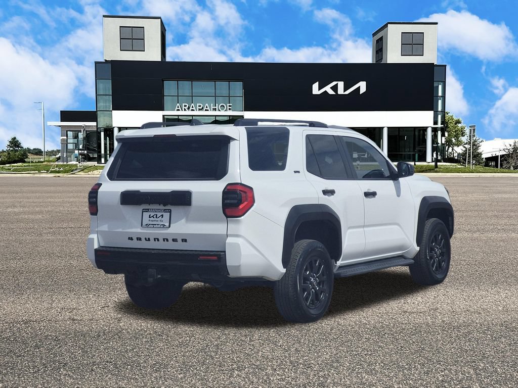 Used 2025 Toyota 4Runner SR5 AWD/4WD image 5