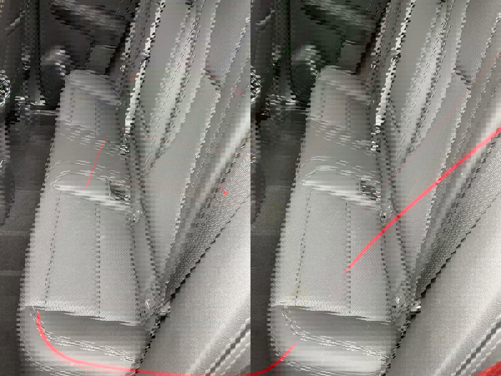 Used 2023 Buick Envision Essence w/ Sport Touring Package image 15