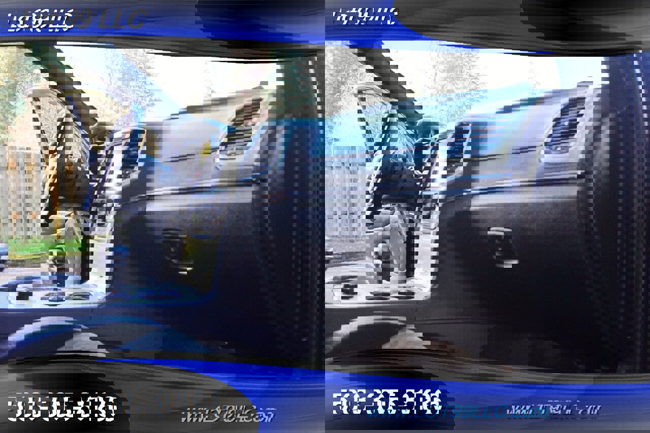 Used 2014 Jeep Grand Cherokee SRT image 16