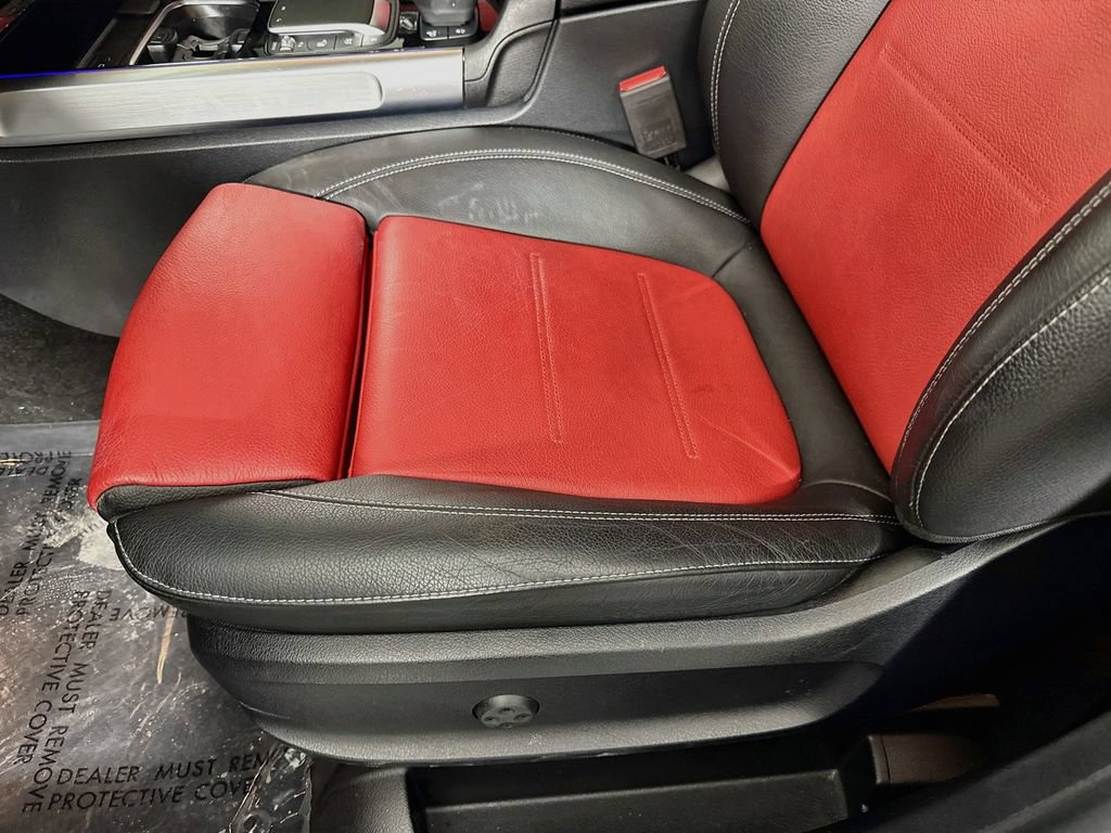 Used 2022 Mercedes-Benz GLB 35 AMG 4MATIC image 24