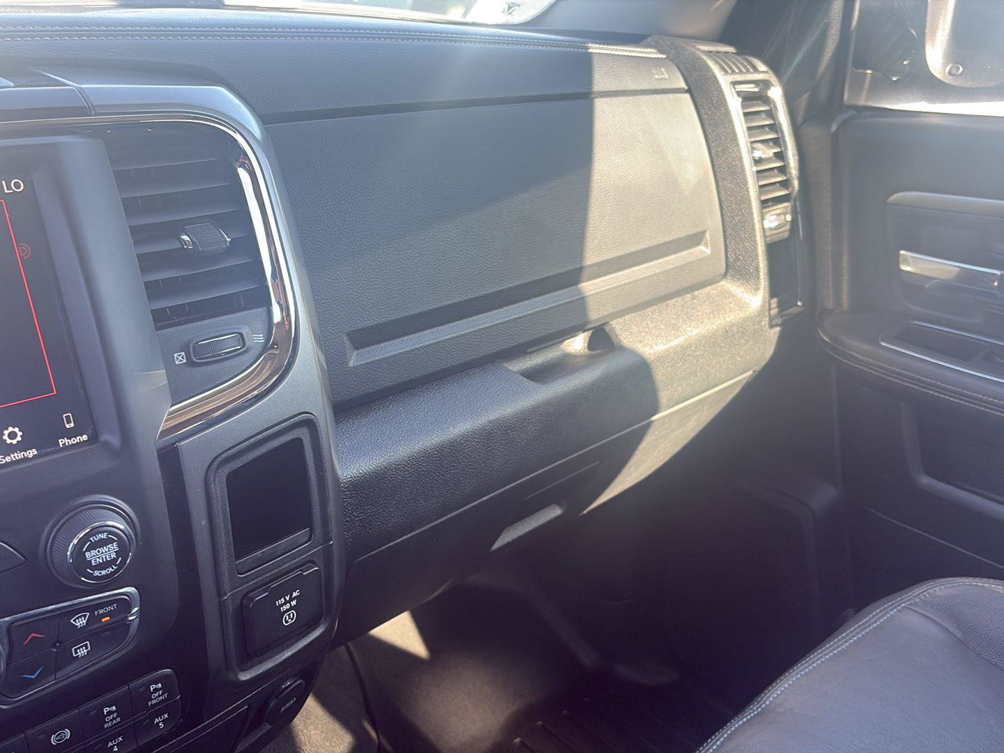 Used 2018 RAM 2500 Big Horn w/ Sport Appearance Group AWD/4WD image 23