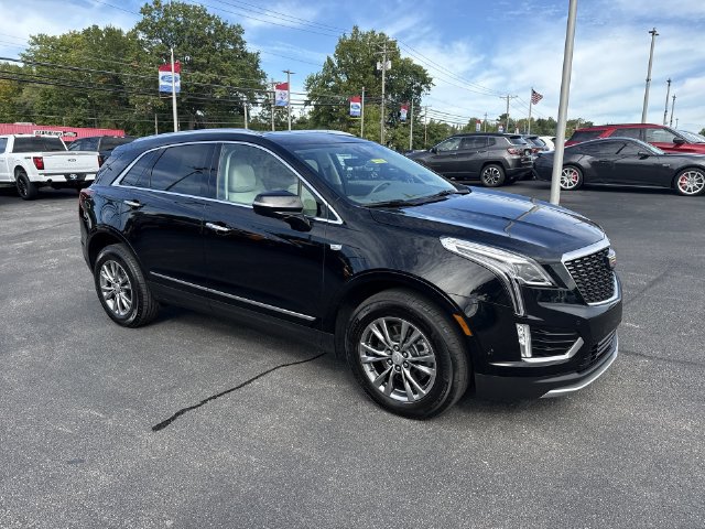 Used 2023 Cadillac XT5 Premium Luxury w/ Technology Package AWD/4WD image 17