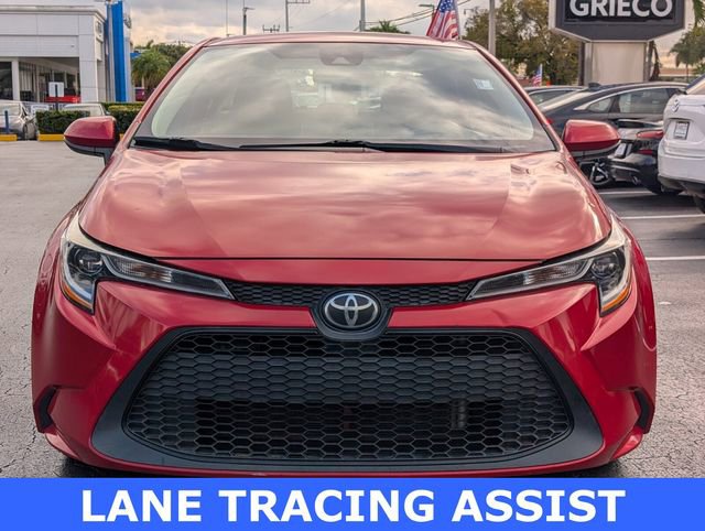 Used 2021 Toyota Corolla LE image 2
