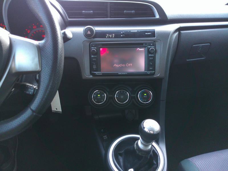 Used 2015 Scion tC FWD image 15