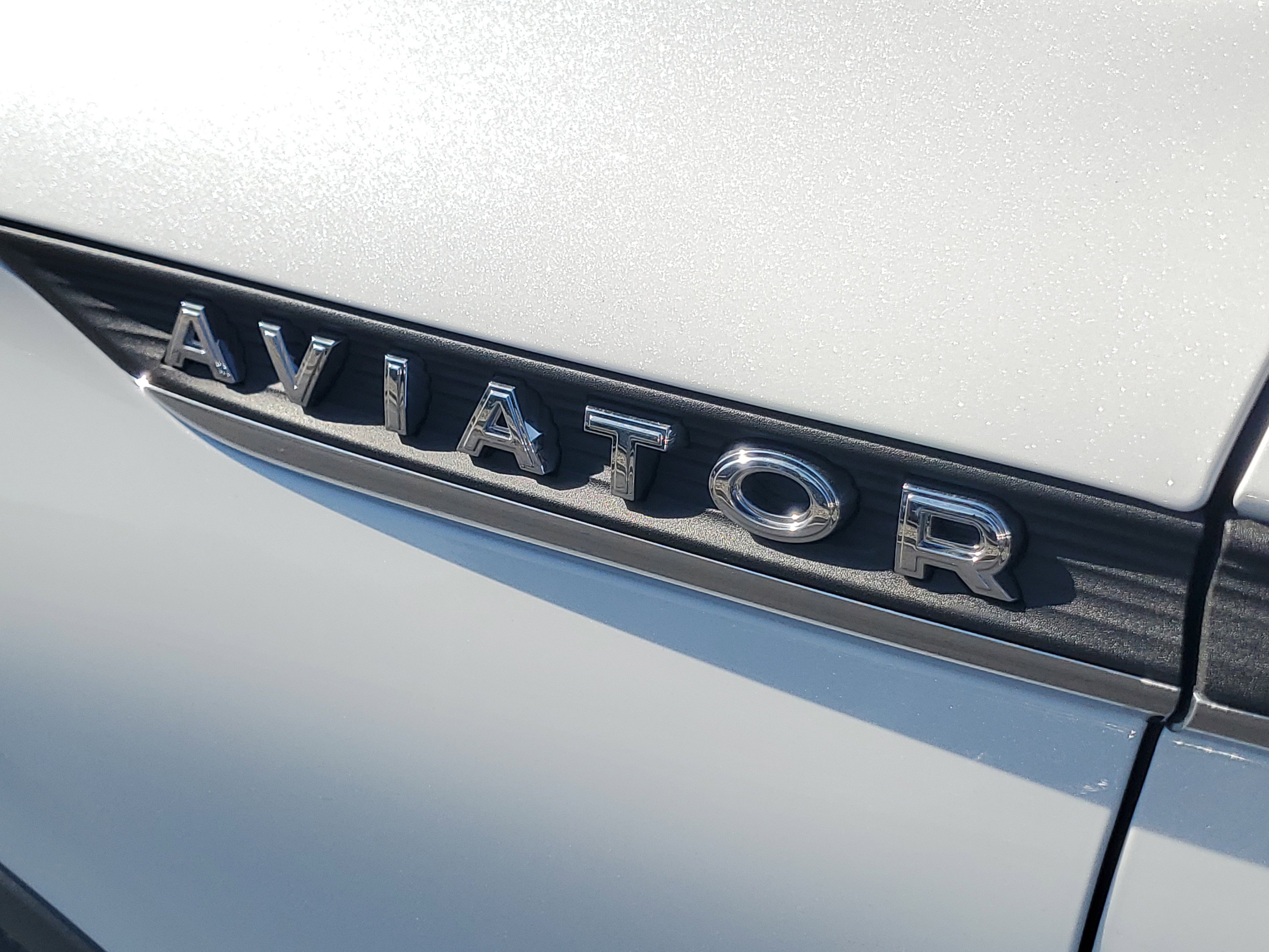 New 2026 Lincoln Aviator AWD image 7