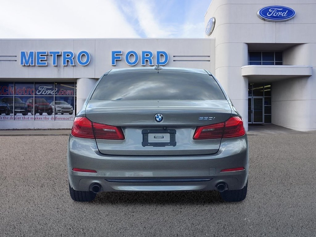 Used 2018 BMW 530i RWD image 4