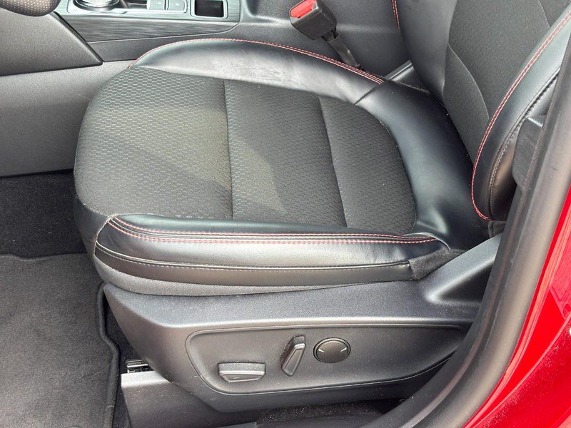 Used 2025 Ford Escape ST-Line Select w/ Tech Pack #1 AWD/4WD image 17