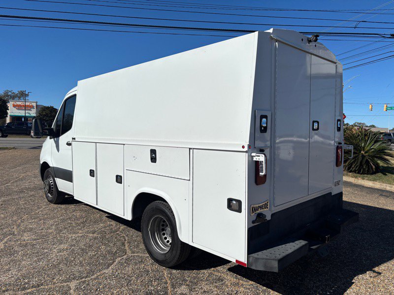 Used 2021 Mercedes-Benz Sprinter 3500 image 3