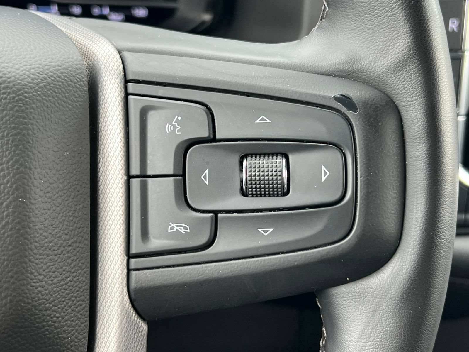 Used 2023 GMC Yukon XL Denali AWD/4WD image 29