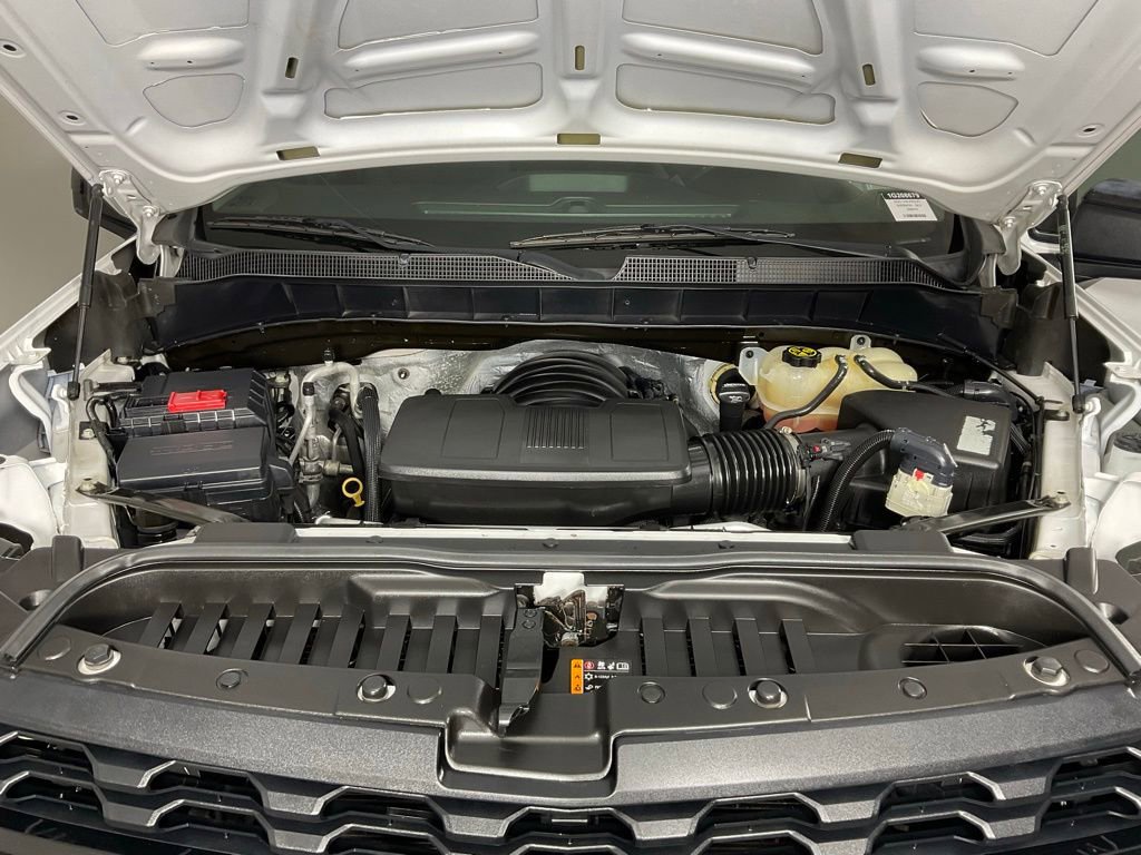 Used 2020 Chevrolet Silverado 1500 Custom Trail Boss w/ Custom Convenience Package AWD/4WD image 9