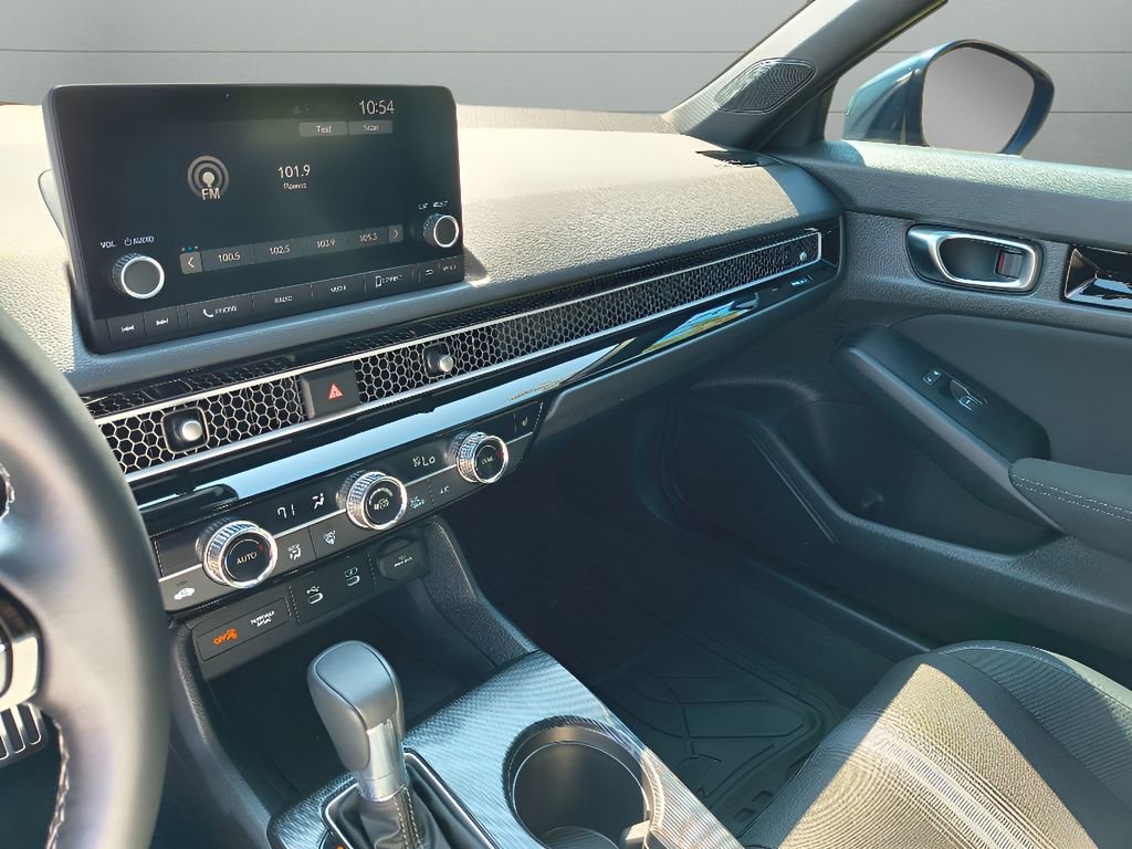 Used 2025 Honda Civic Sport image 19