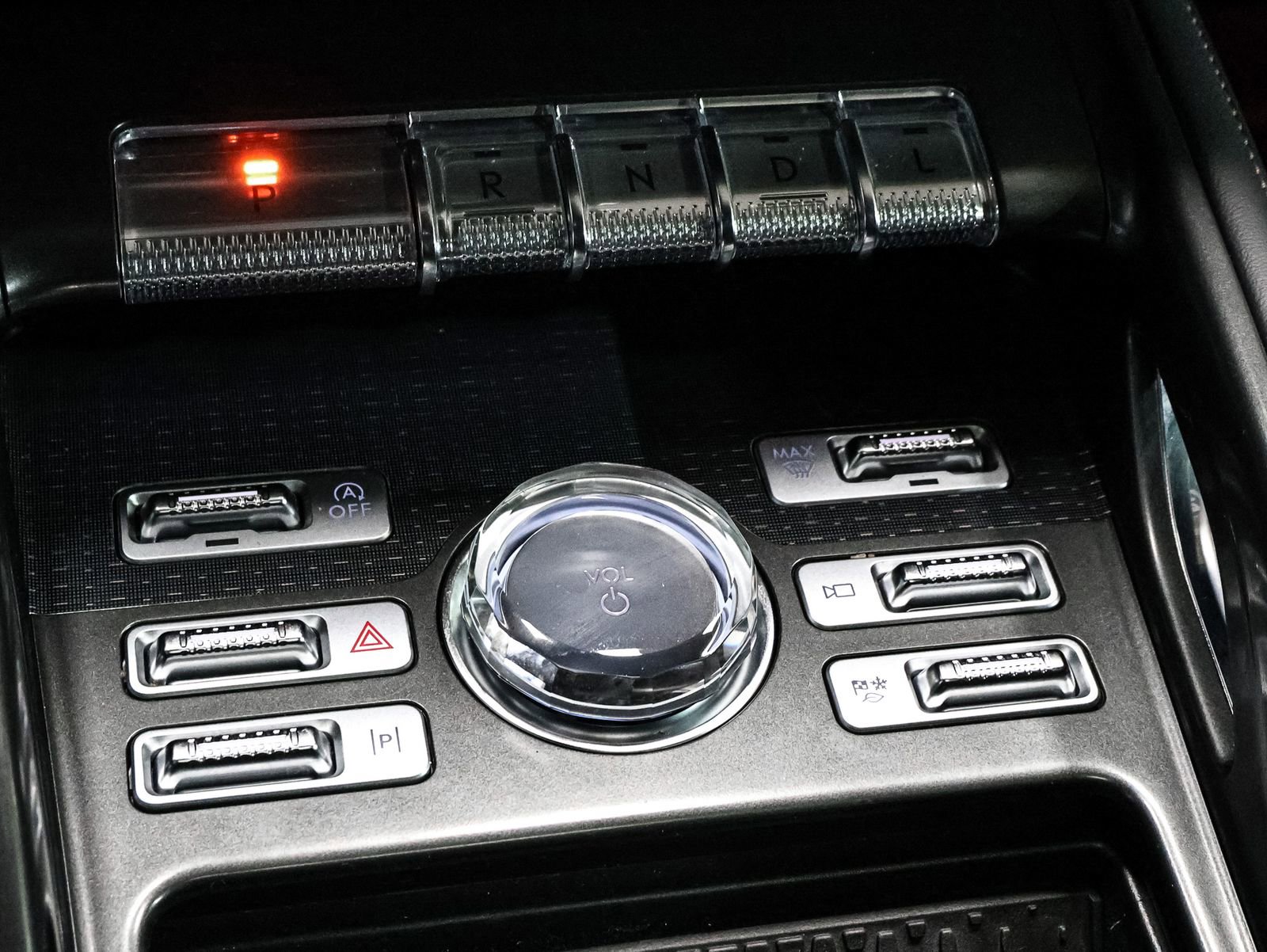 Used 2025 Lincoln Nautilus Reserve w/ Jet Appearance Package image 33