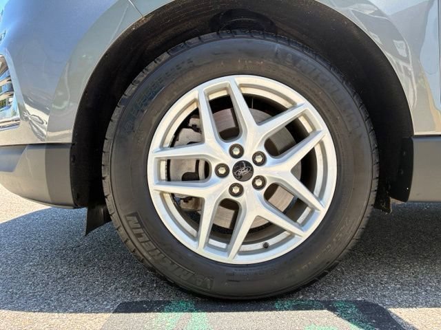 Certified 2023 Ford Edge SEL w/ Convenience Package AWD/4WD image 9