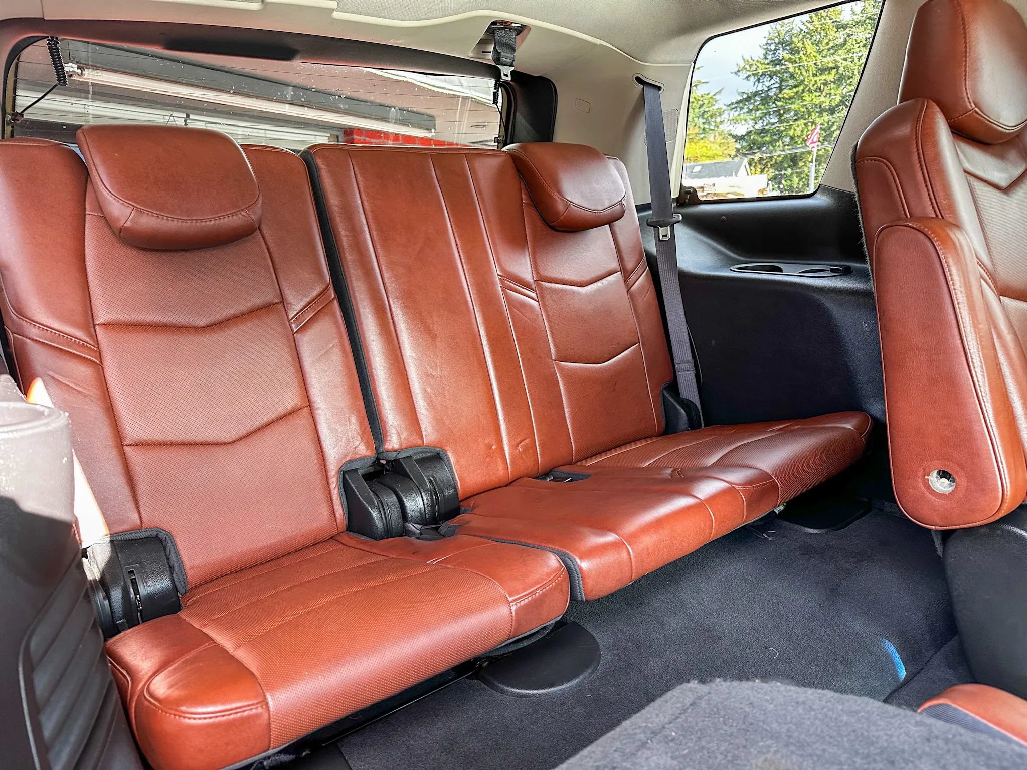 Used 2016 Cadillac Escalade Premium AWD/4WD image 39