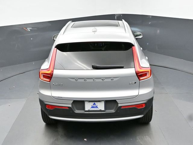 Used 2024 Volvo XC40 B5 Plus w/ Protection Package Premier image 47