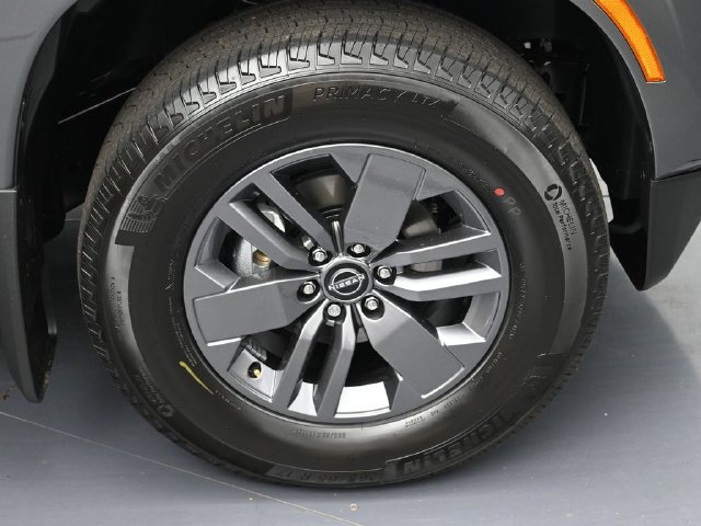 New 2026 Nissan Frontier SV w/ Tow Package RWD image 6