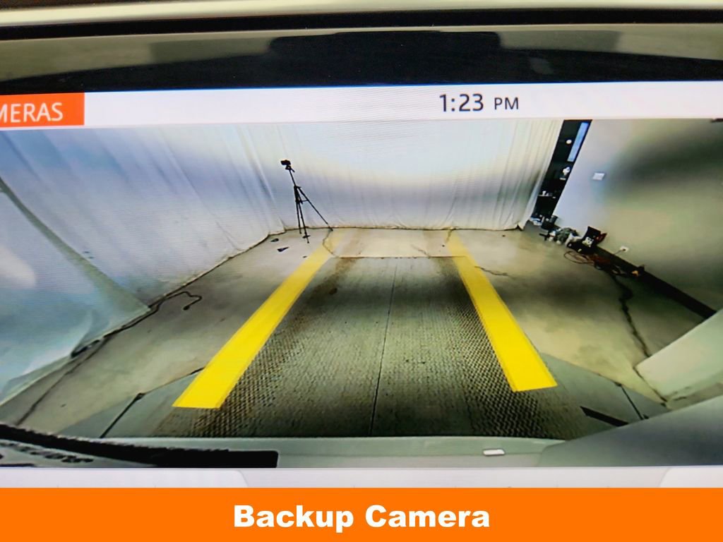 Used 2019 Land Rover Range Rover HSE AWD/4WD image 16
