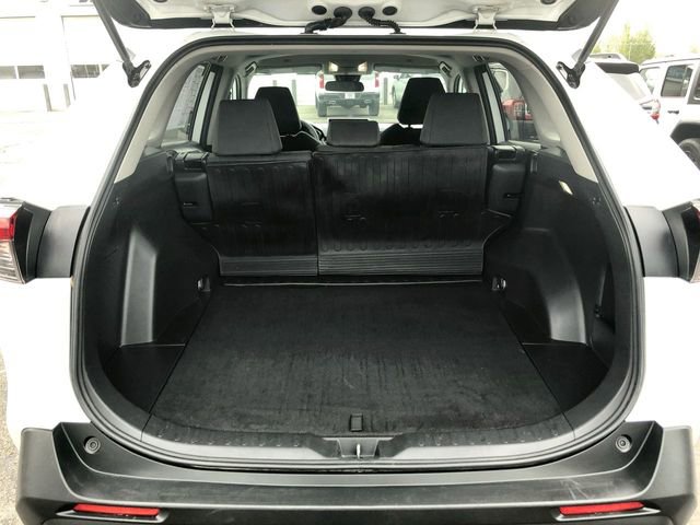 Used 2025 Toyota RAV4 LE AWD/4WD image 22