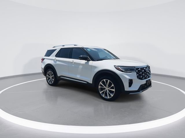 Used 2025 Ford Explorer Platinum w/ Ultimate Package AWD/4WD image 2