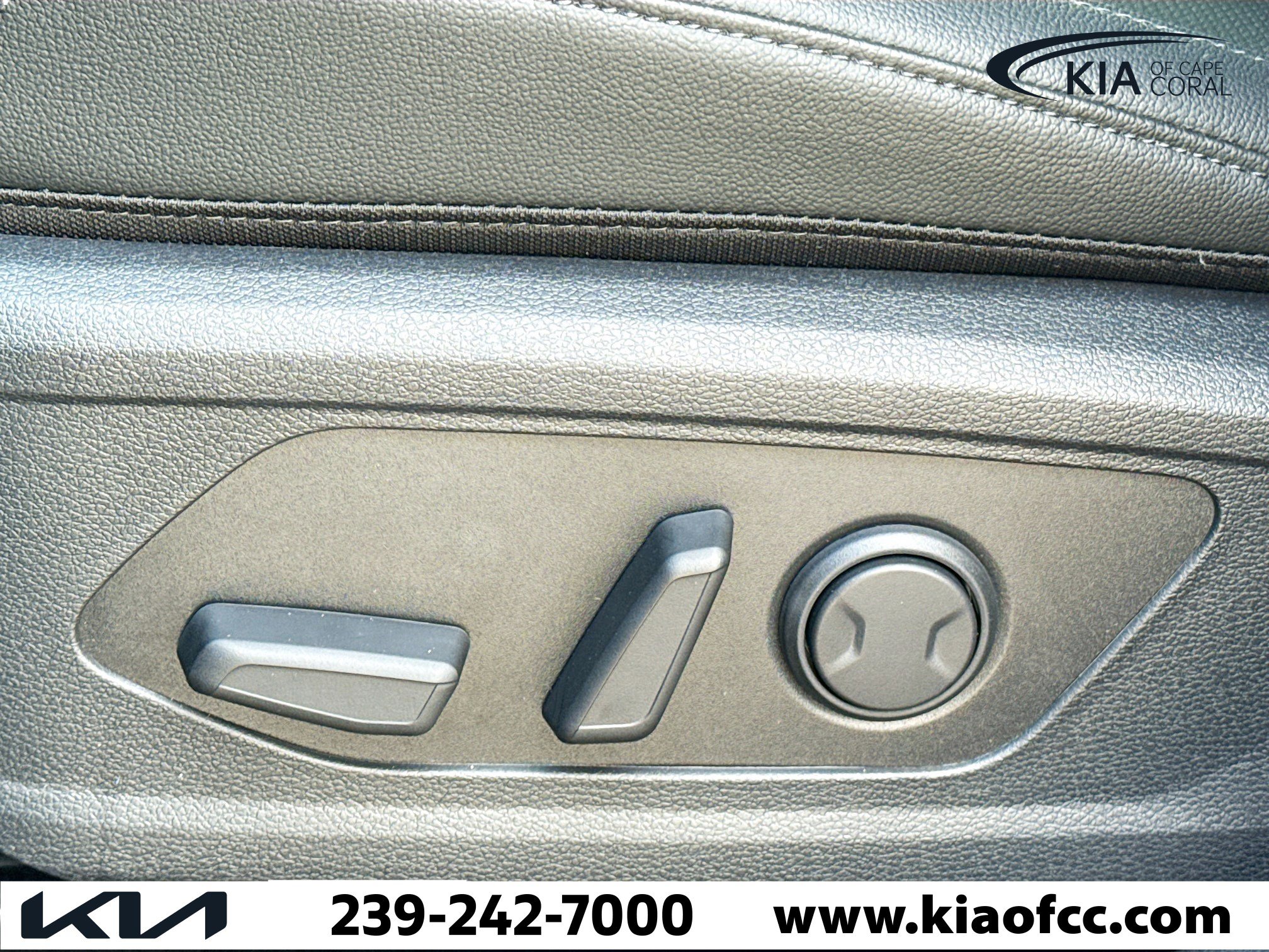 New 2026 Kia Sportage EX image 22