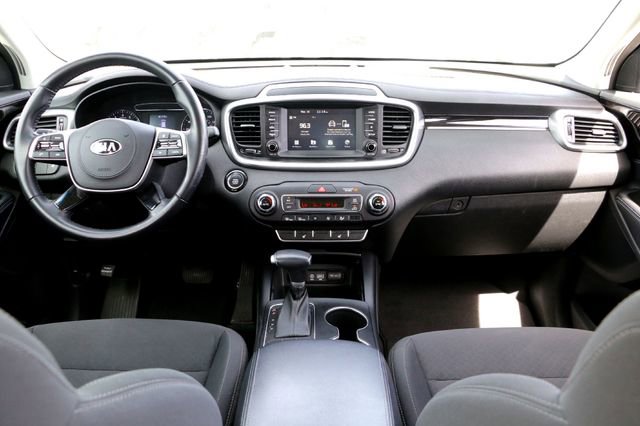 Used 2020 Kia Sorento S image 26