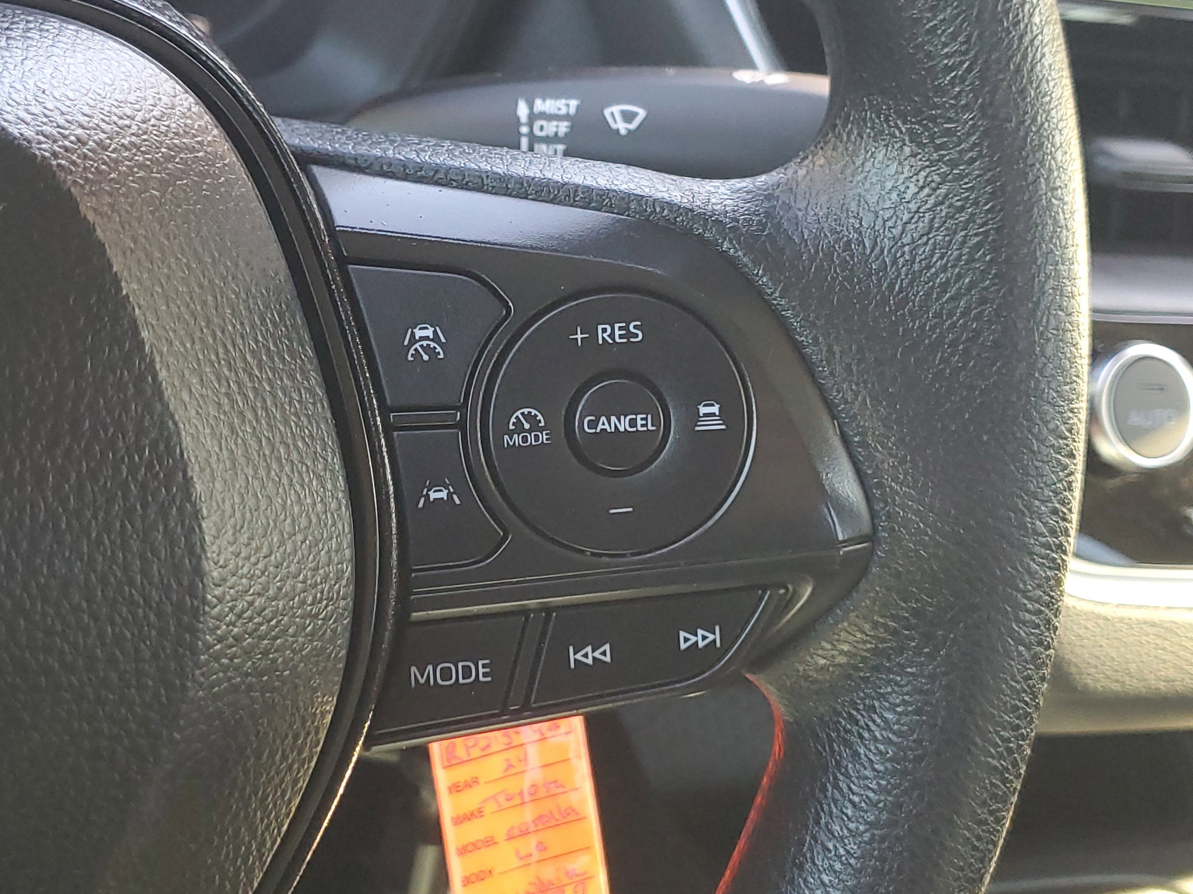 Used 2024 Toyota Corolla LE image 23