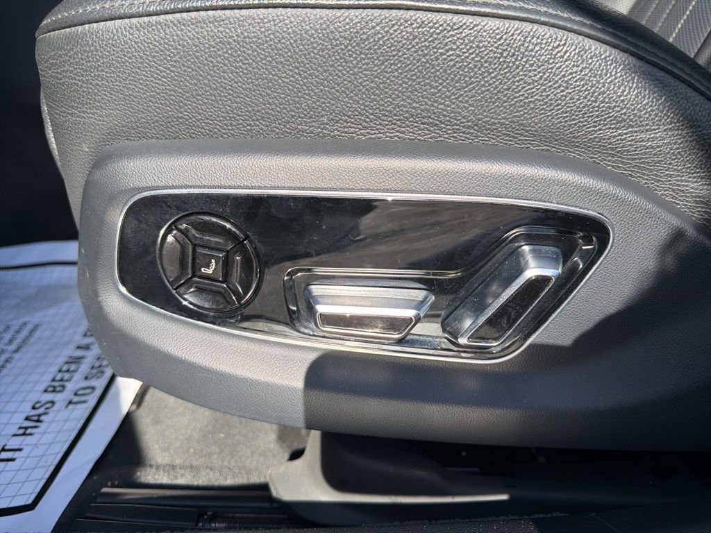 Used 2020 Audi A8 L 4.0T w/ Executive Package image 18