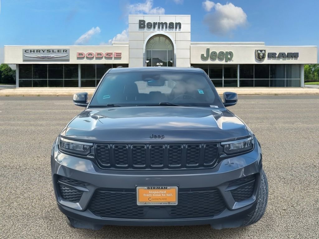 Certified 2022 Jeep Grand Cherokee Altitude image 5