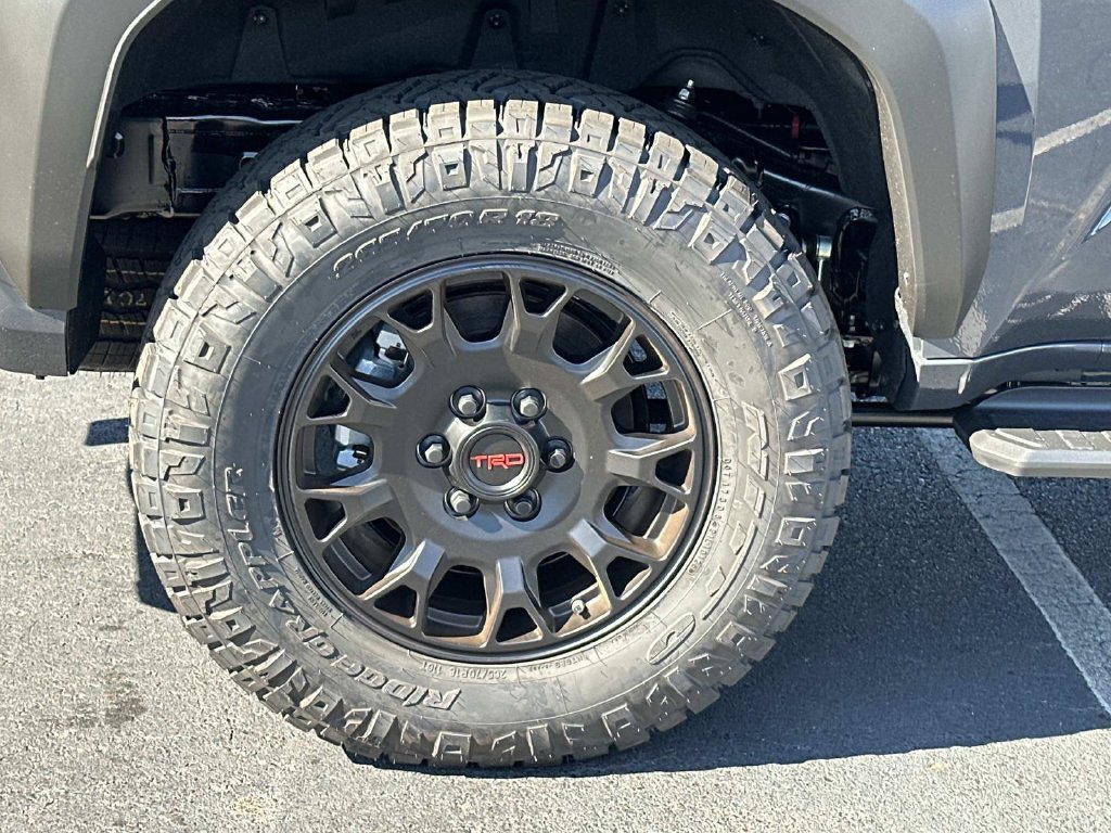 New 2026 Toyota 4Runner TRD Off-Road Premium AWD/4WD image 10