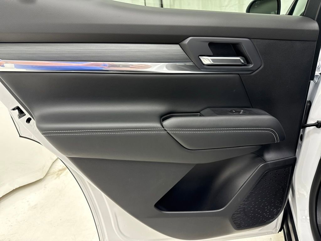 New 2026 GMC Terrain Elevation image 14