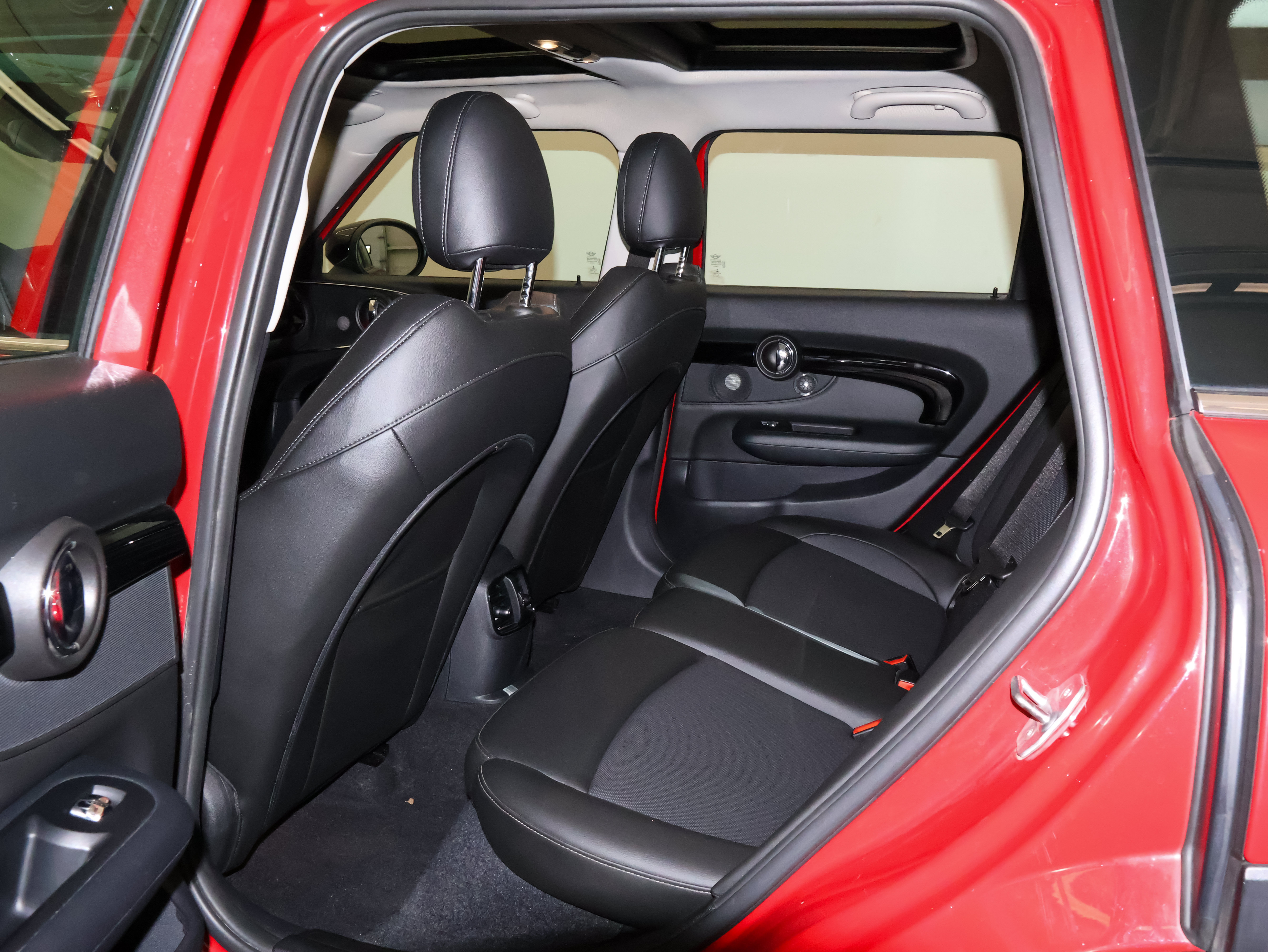 Used 2020 MINI Cooper Clubman S AWD/4WD image 17