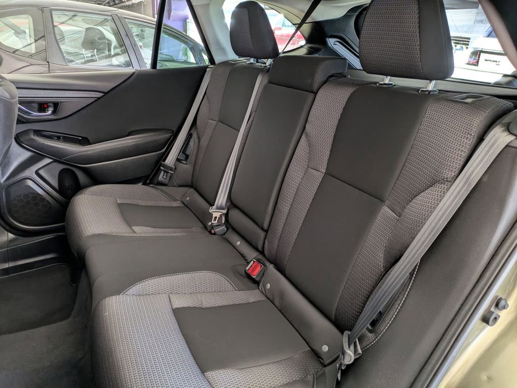 Used 2025 Subaru Outback Premium image 24