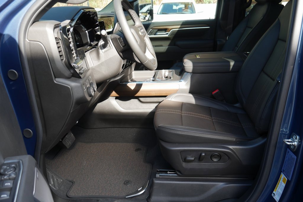 New 2026 Chevrolet Silverado 2500 High Country w/ High Country Premium Package image 8