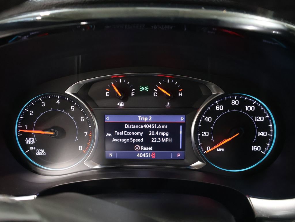 Used 2023 Chevrolet Traverse LT w/ Rear Camera Mirror Package image 45