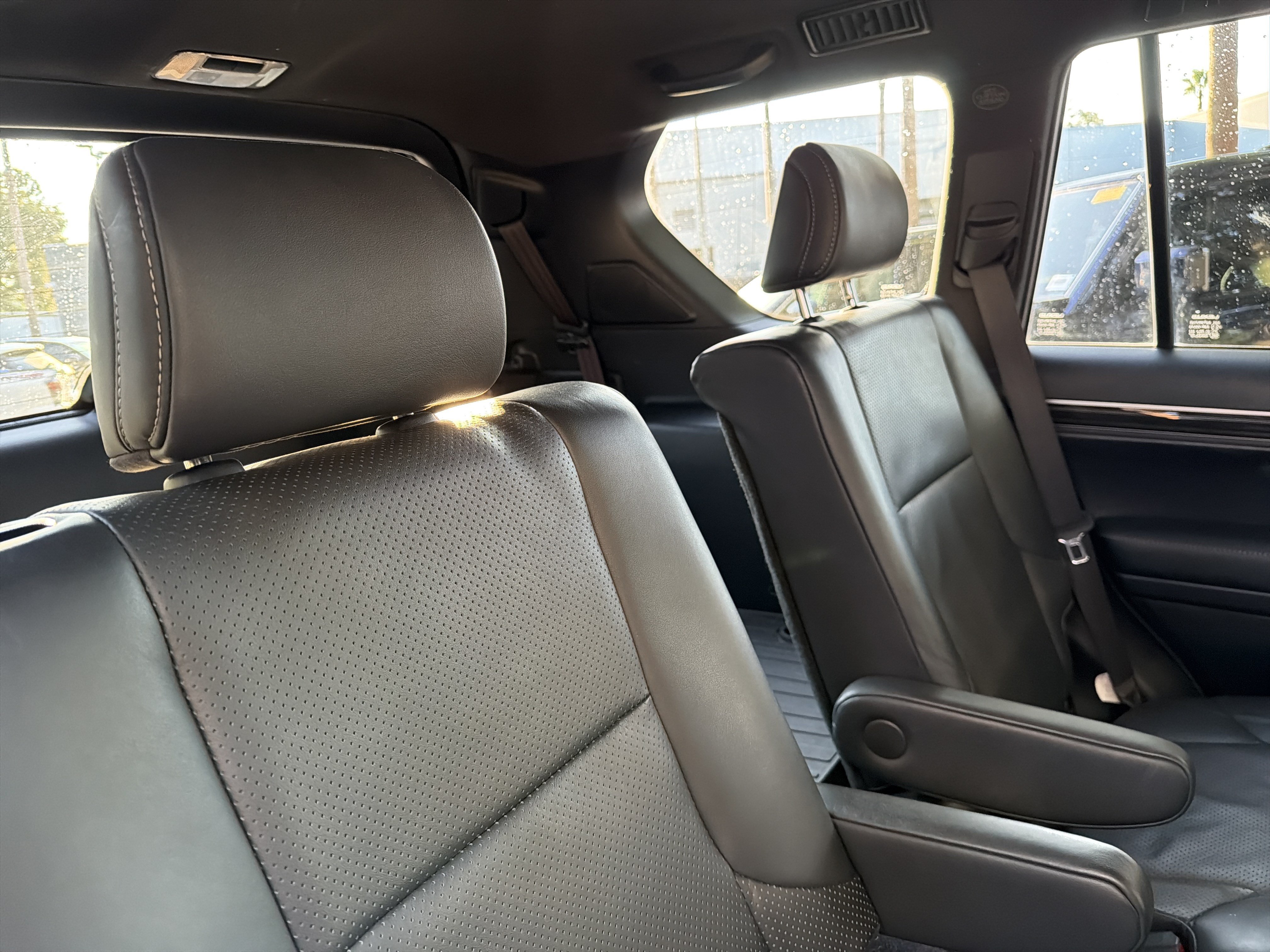 Certified 2023 Lexus GX 460 Luxury w/ Sport Design Package AWD/4WD image 40