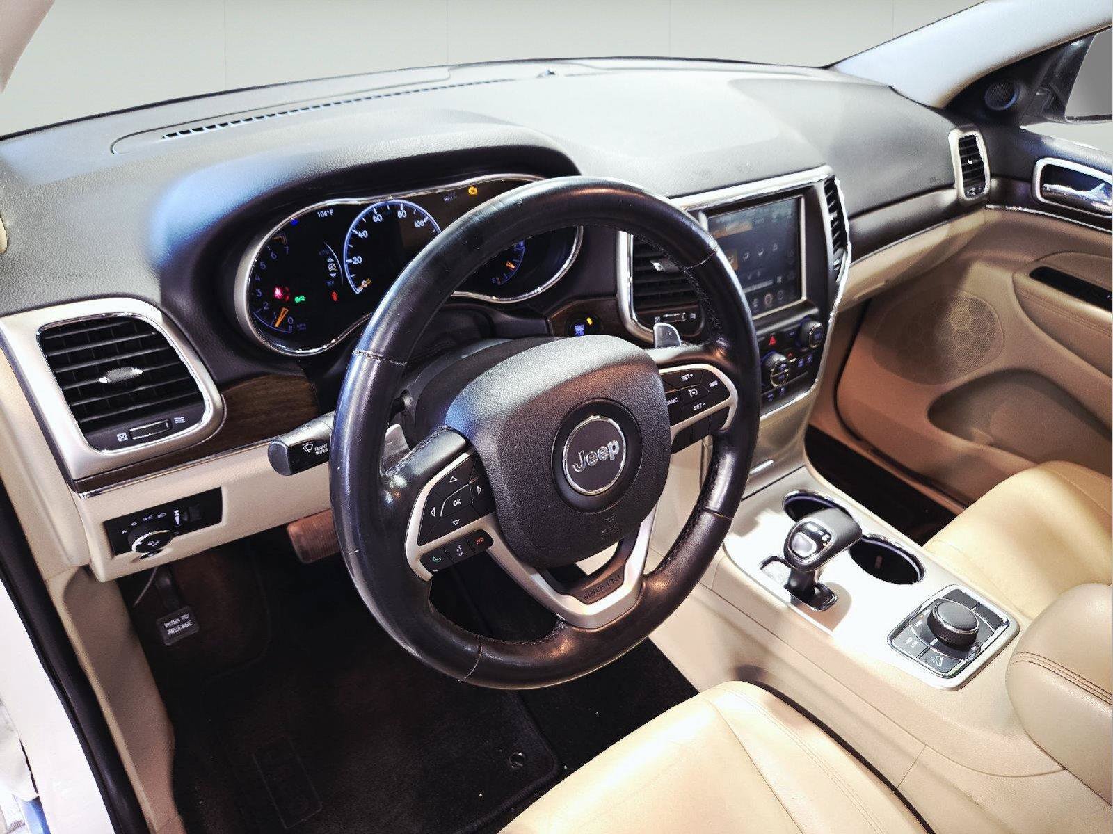 Used 2015 Jeep Grand Cherokee Limited AWD/4WD image 14