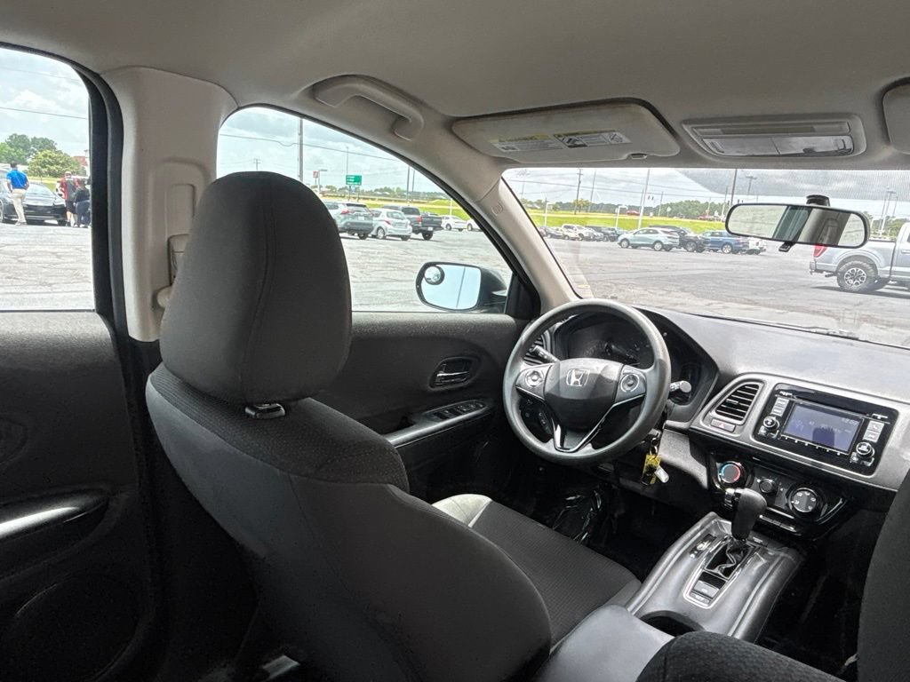 Used 2021 Honda HR-V LX image 27