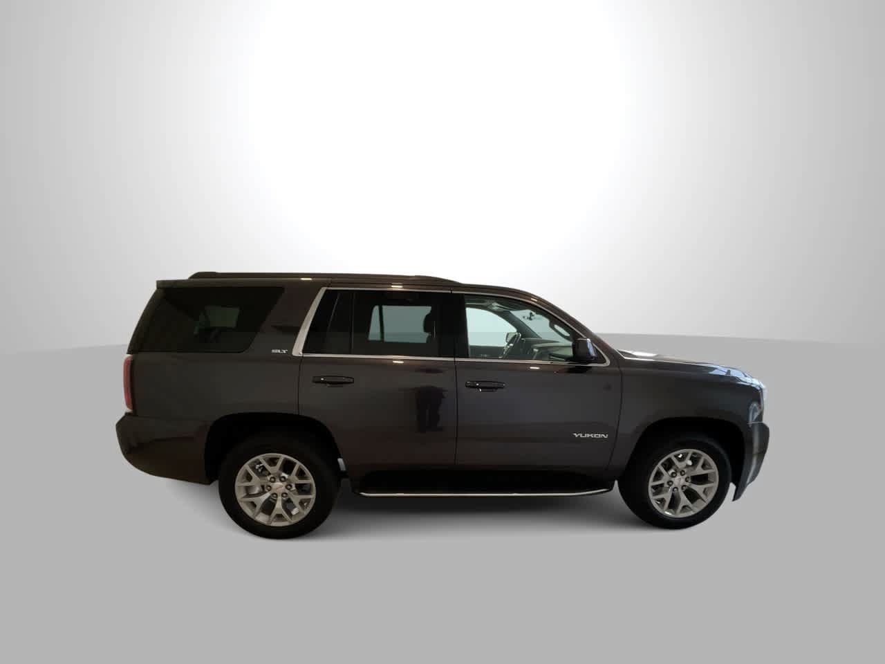 Used 2018 GMC Yukon SLT w/ Open Road Package AWD/4WD image 9