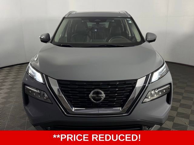 Used 2021 Nissan Rogue SL image 2