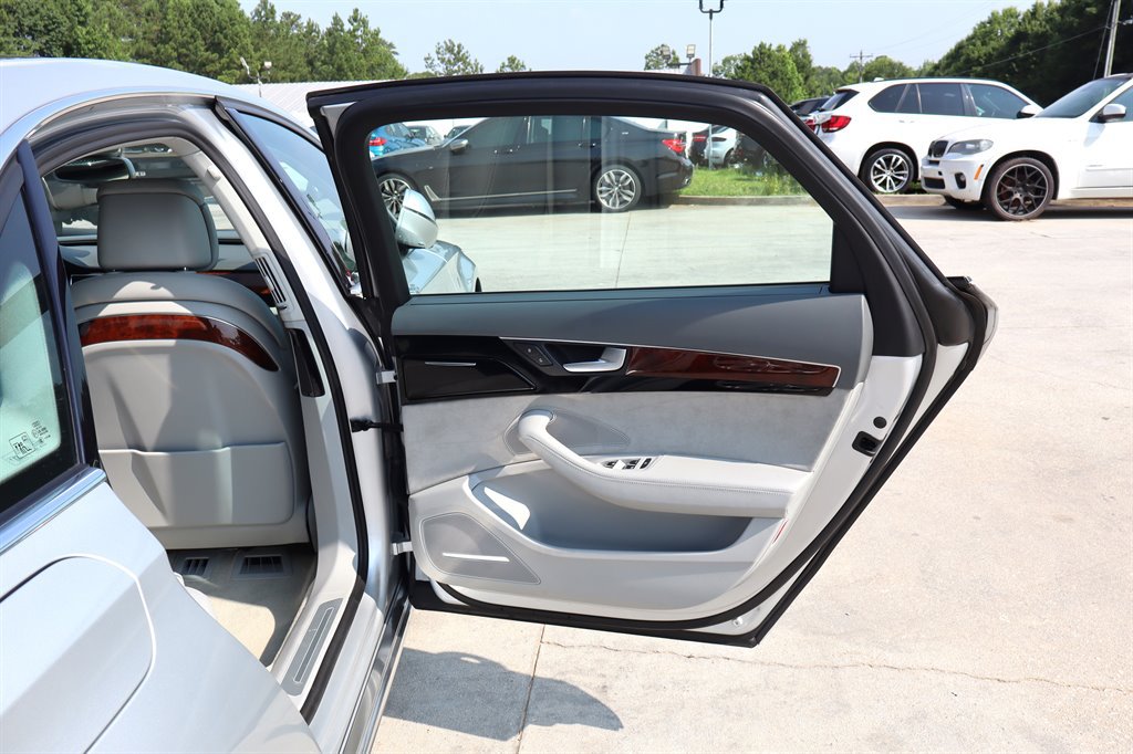 Used 2014 Audi A8 L TDI AWD/4WD image 42